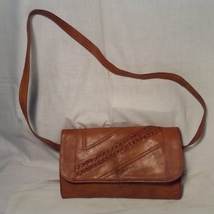 Vintage 1980's Handmade Light Brown Leather Handbag - Shoulder Bag - NEW