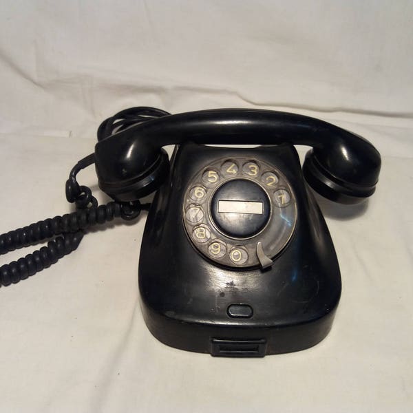 Vintage 1963's Black Bakelite Phone