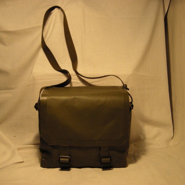 Vintage 1970's Military Olive Green Waterproof Rubberized Shoulder Bag