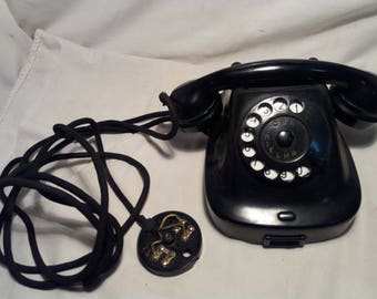 Vintage 1962's Black Bakelite Phone