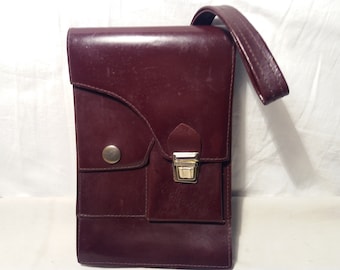 vintage 1980's Burgundy Red Leather Sac à main pour homme