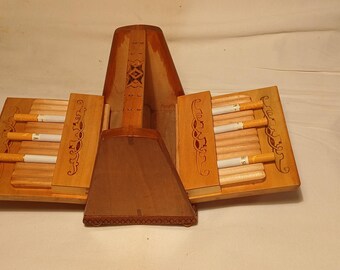 Vintage 1970&#39;s Handmade Wooden Cigarette Box
