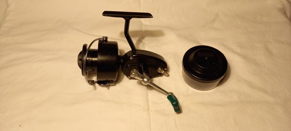 Vintage MITCHELL 350 Spinning Spin Fishing Reel With Spare Spool