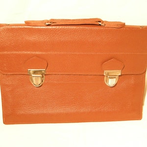 Vintage 1960&#39;s Brown Leather  Legal / Business bag - Hand Briefcase - NEW