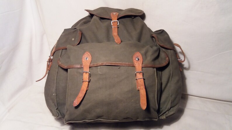 Vintage 1980/'s Military Green Canvas Backpack Large Size