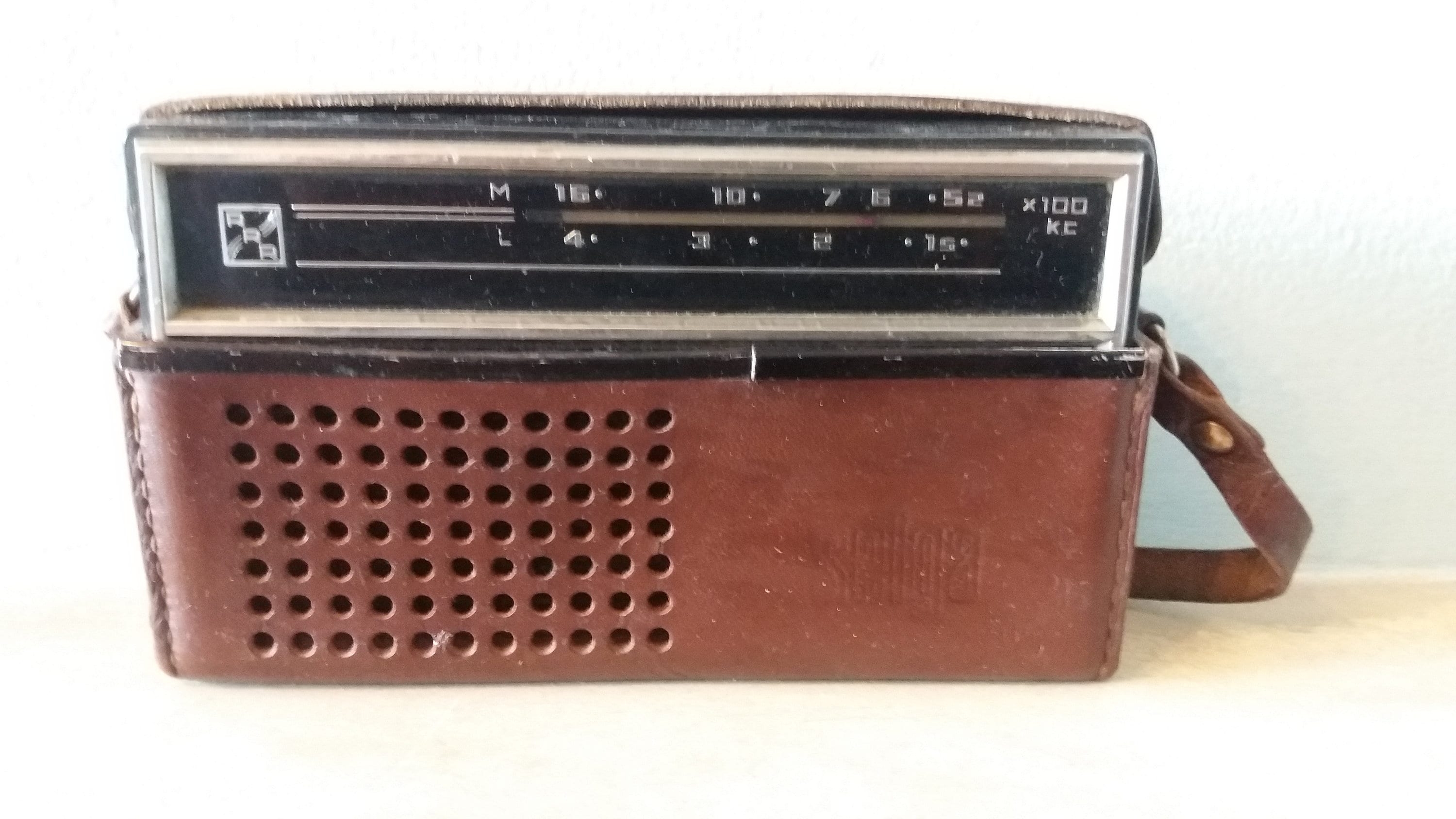 Radio Shack Portable Fm Radio for sale 99 ads for used Radio Shack