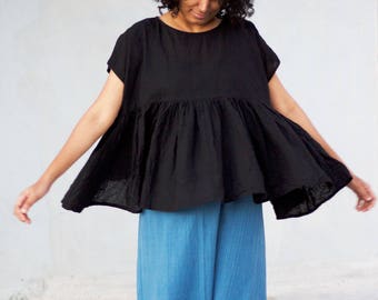 Baby doll blouse in black handwoven cotton