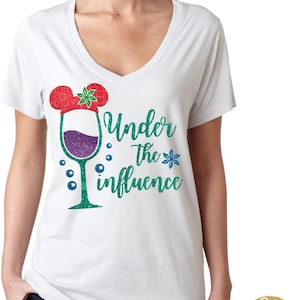 Bajo la influencia - Camiseta con purpurina de vino - Camiseta con purpurina mágica de La Sirenita