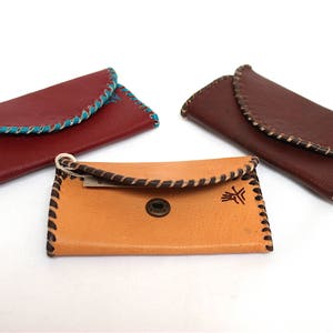 OFERTA 25% DE DESCUENTO* Llavero de Cuero Genuino de Llama Pintado a Mano (Cuero Peruano Boliviano)