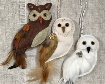 Hand Sewn Felt Owl Christmas Decorations / Felt and Feather Textile Decorations