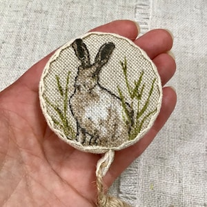 Tape Measure / Linen Fabric / Hare / Heart
