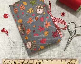 Needle Case / Handmade Needle Book / Hedgehog Gifts / Sewing Accessories / Needle Book / Needle Minder / Sewing Supplies / Sewing Gifts