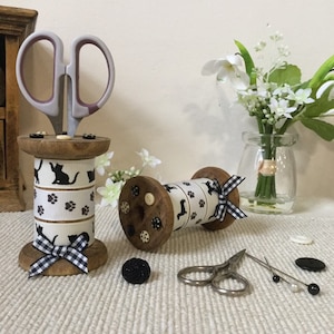 Scissor Holder / Cat/Dog / Sewing Accessories