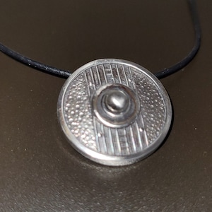 Fixed Solid Ball Center Pendant