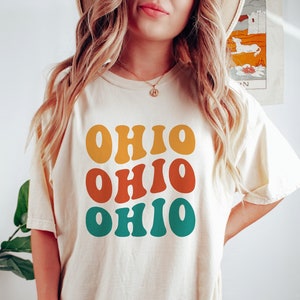 Comfort Colors® Shirt, Retro Ohio Shirt, Ohio Travel Gift, Groovy Tee, Ohio Apparel, Trendy Shirt, Groovy Design, Ohio Lover, Vintage Style
