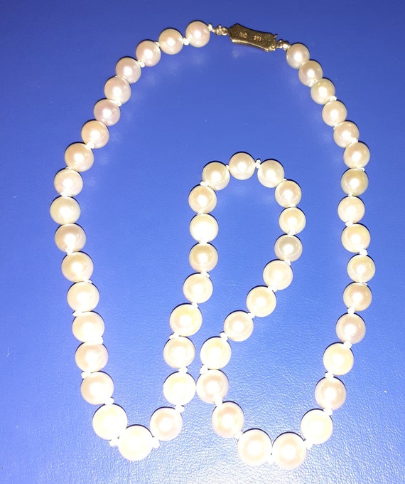 Vintage JKa real cultured saltwater pearl necklace