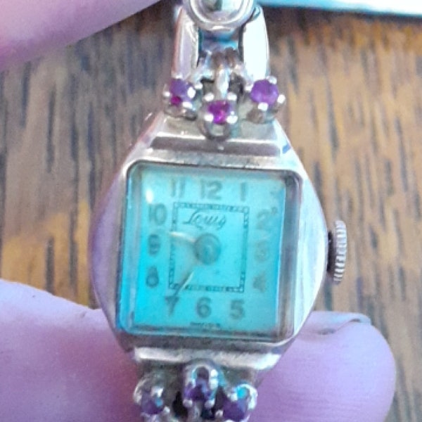 Antique Louis Seventeen jewels women's watch