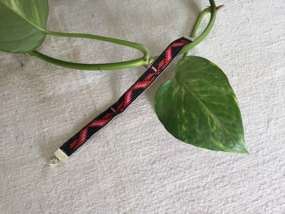 Red Mountain Arch Narrow Loom Beaded Bracelet
