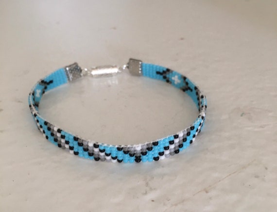 Turquoise Diagonal Stripes Loom Beaded Narrow Bracelet