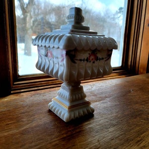 Westmoreland Milk Glass Wedding Box &quot;Roses and Bows&quot; Pedestal Covered Compote Footed Candy Dish