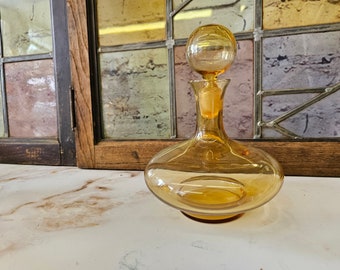 Mid Century Glass Decanter, Honey Amber Vintage Art Glass, Barware  .