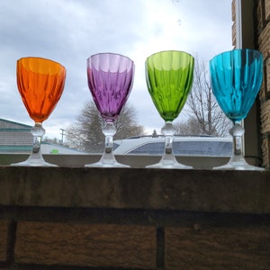 MCM, Multicolor Diamond Cut Ball Stem Art Glass Wine Glasses Set 4