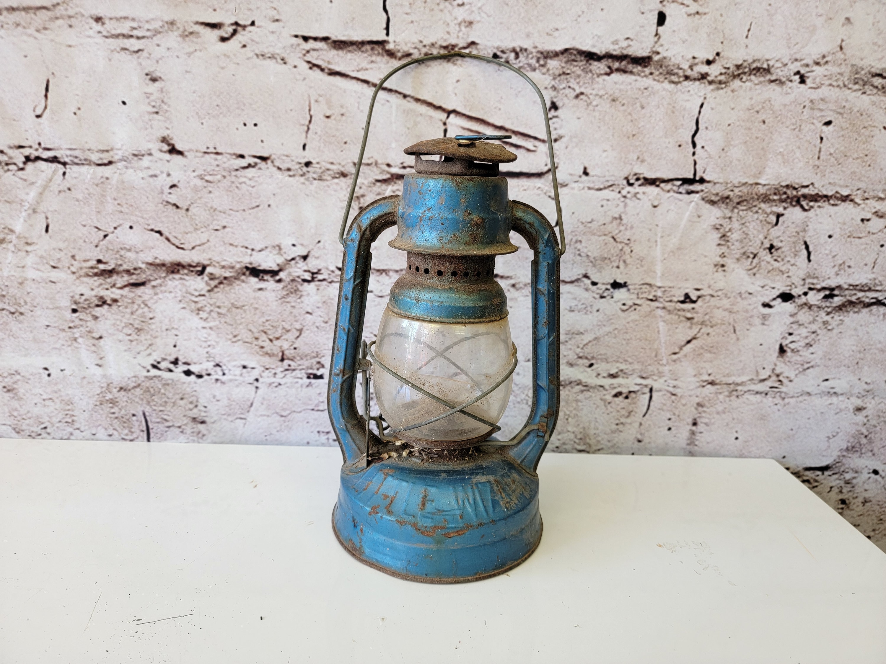 Vintage Dietz Syracuse NY Little Wizard LOC NOB Lantern blue W