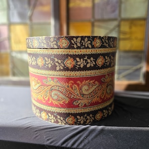 Vintage Round Travel Hat Box Train Case, Paisley Pattern