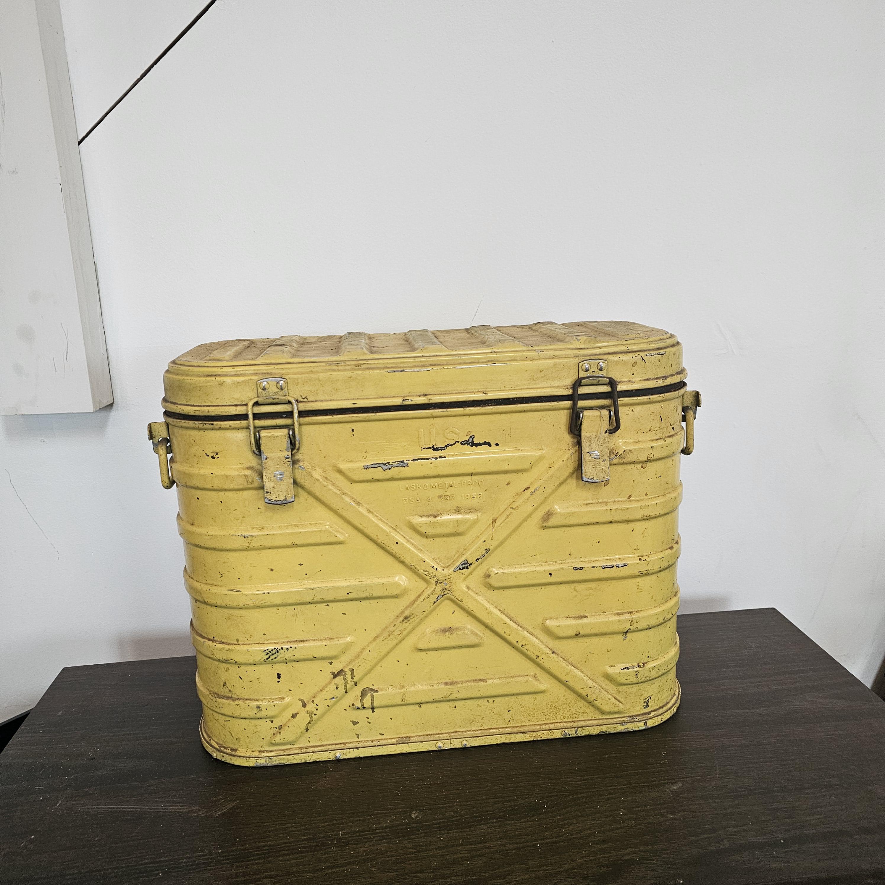 Vintage 1962 Lasko Metal Products Army Cooler Food Container, Hot