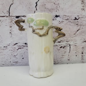 Roseville Pottery 1949 White Ming Tree Vase #582-8