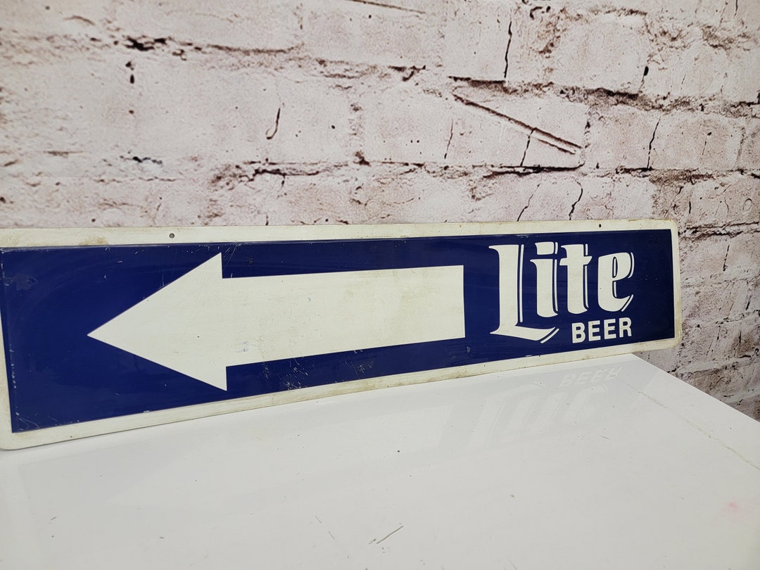 Miller Lite Wall Motion Light Sign Vintage 1996 Plug In Beer Mancave