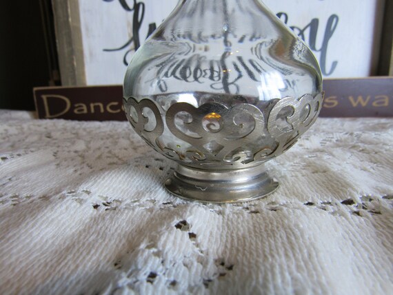 Vintage Perfume Bottle, Vanity Bottle Glass With … - image 9