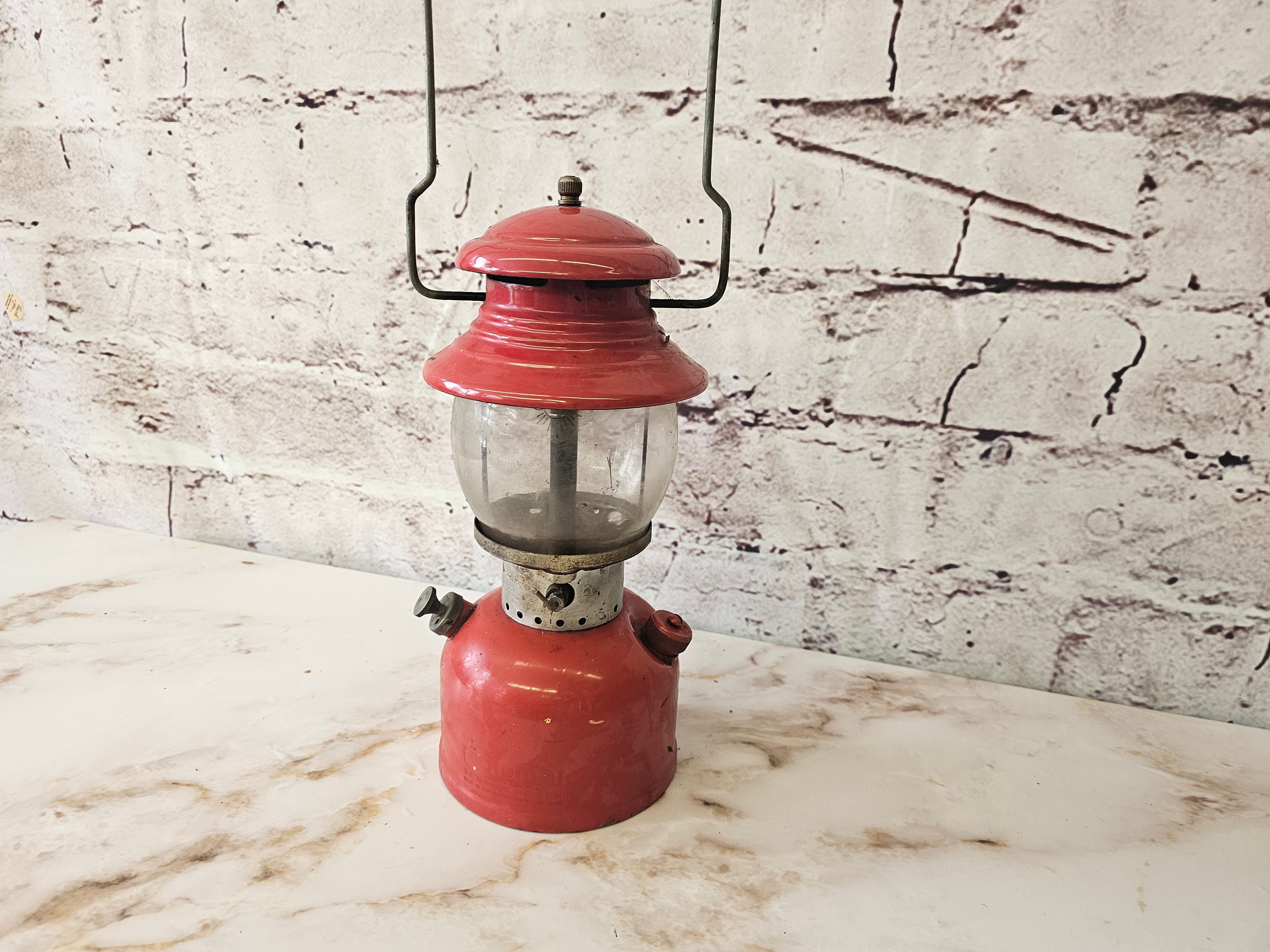 Vintage Coleman Lantern Red 200A Pyrex Globe 1970s - Etsy
