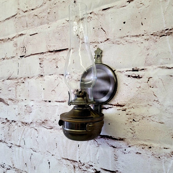 Antique Style Kerosene Wall Light Single Light Metal and Glass Sconce Light for Hallway Living Room