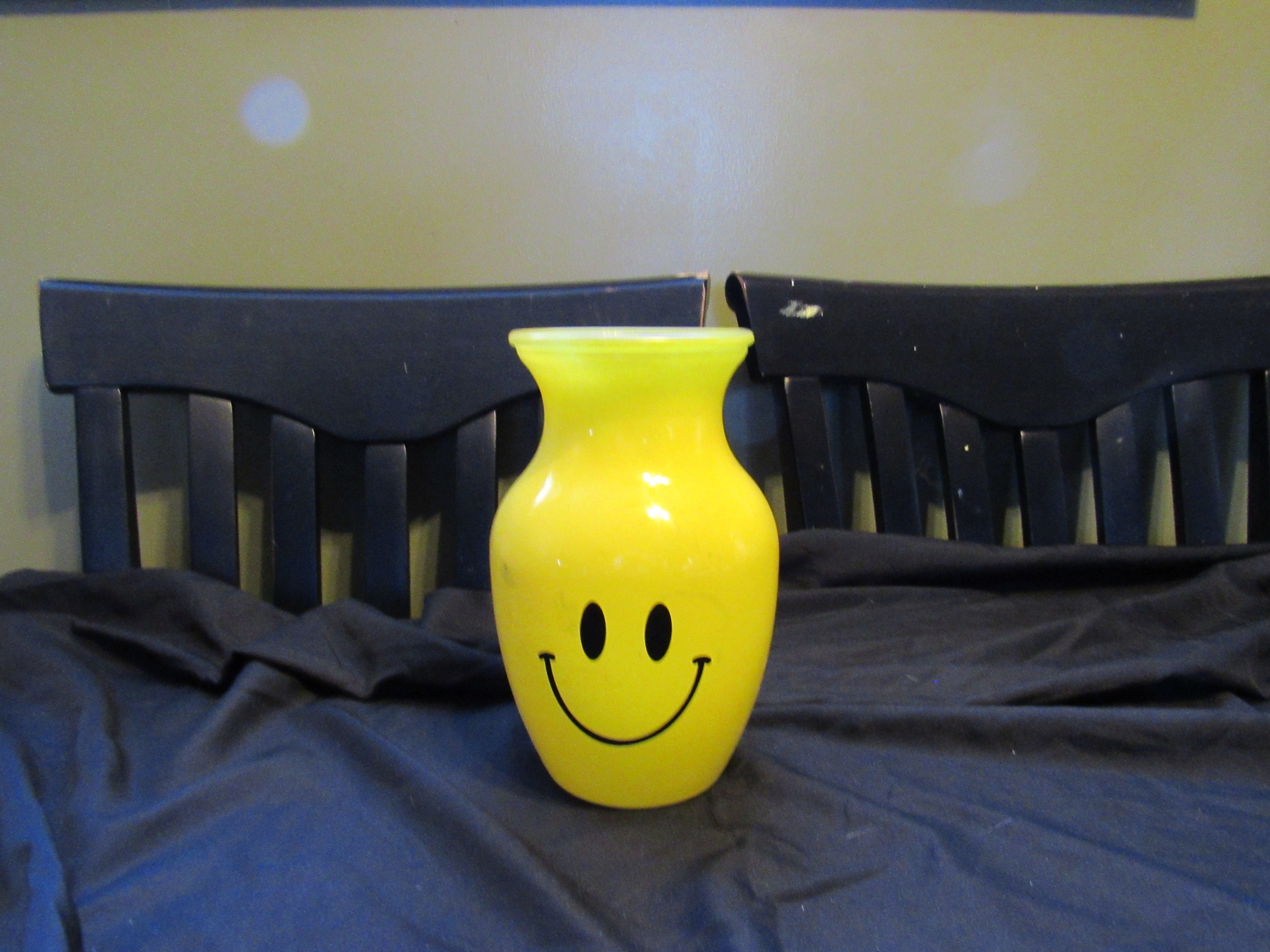 Smiley Face Vase Yellow Black 1999 Garcia Glass Group Vintage Etsy