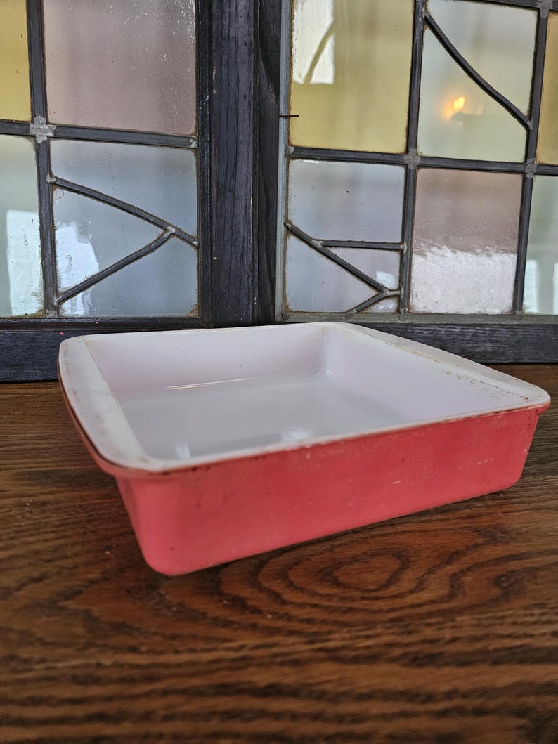 Vintage Pyrex 222 Baking Dish Pink Flamingo 8 X 8 X 2