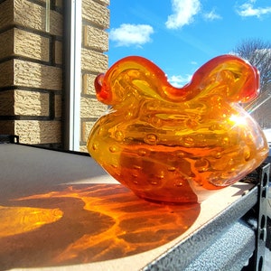 MCM Blenko Rainbow Art Glass Orange Controlado Bubble Bowl Vintage