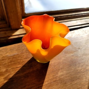 Murano Glass Handkerchief Vase by Fulvio Bianconi for Venini, 1993
