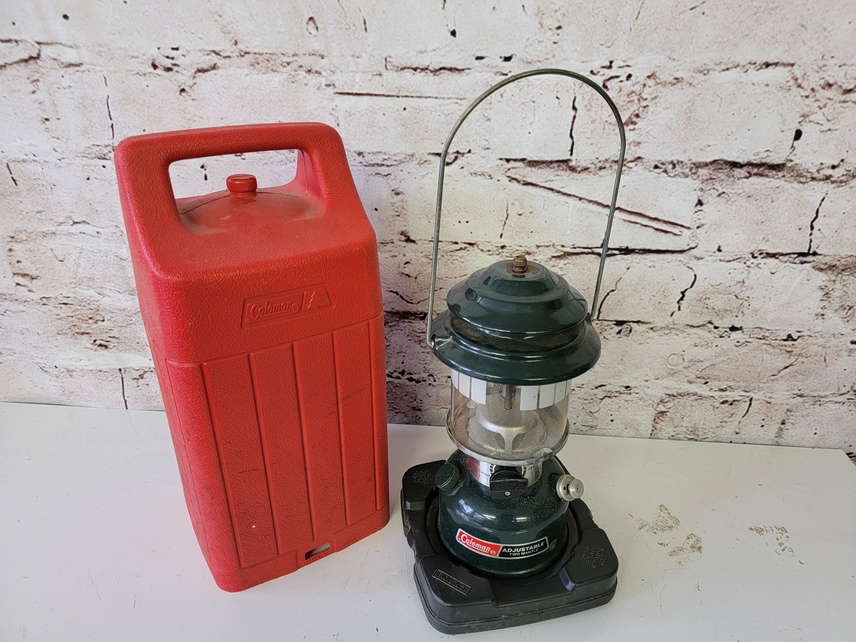 ザッキー Coleman Adjustable Two Mantle Vintage Coleman Adjustable Two Mantle Gas Lantern Model