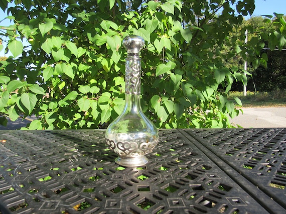 Vintage Perfume Bottle, Vanity Bottle Glass With … - image 2