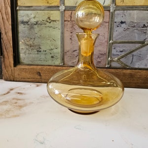 Mid Century Glass Decanter, Honey Amber Vintage Art Glass, Barware . image 6