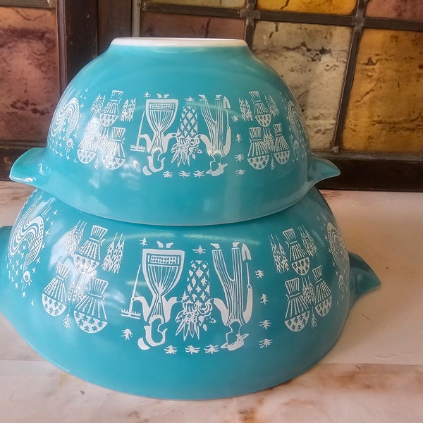Vintage Pyrex Amish Butterprint Cinderella Nesting Mixing Bowls