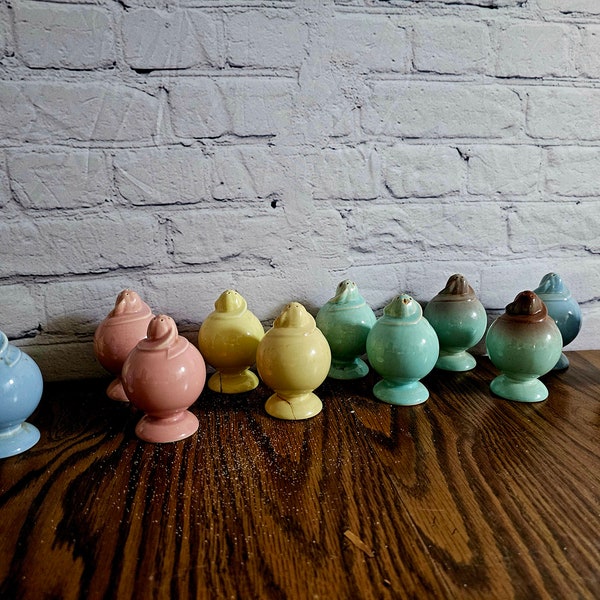 LuRay Pastels Blue, Green, Pink,  Bisque, Yellow, Salt and Pepper Shakers made in USA, Lu ray, Taylor Smith and Taylor