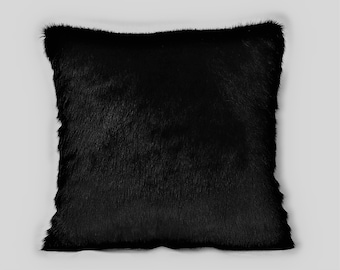 grande cuscino in finta pelliccia di visone nero, prodotto negli Stati Uniti, per divano o letto