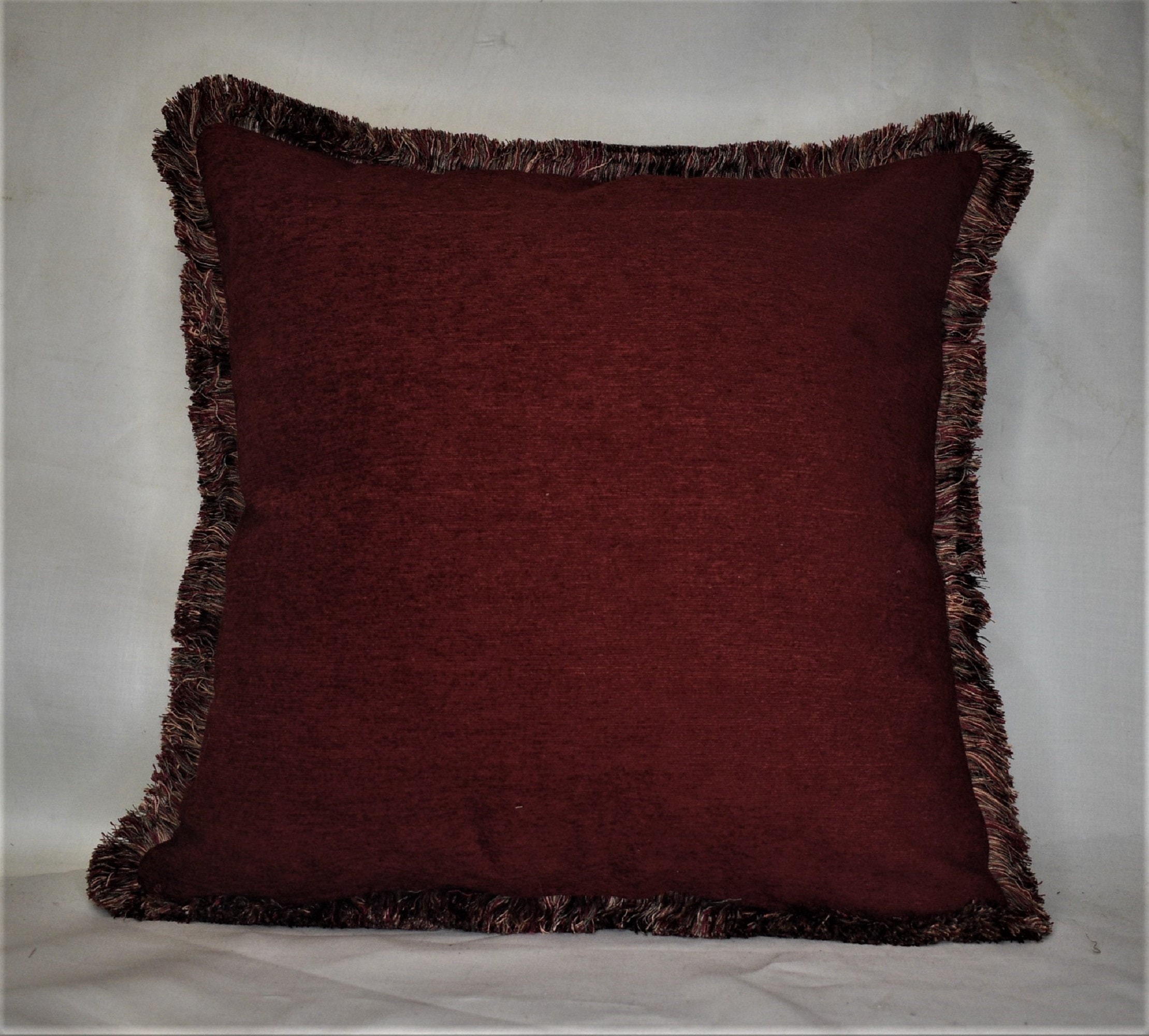 maroon throw pillows