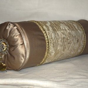 Dark beige gold rich chenille damask woven design on crinkled satin.  Fine traditionally style pillow with complete insert.