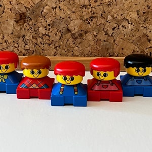 Vintage Lego figures | Lot of 5 Dolls in Excellent Condition | Made in Denmark | Bricks Construction Toddler Play