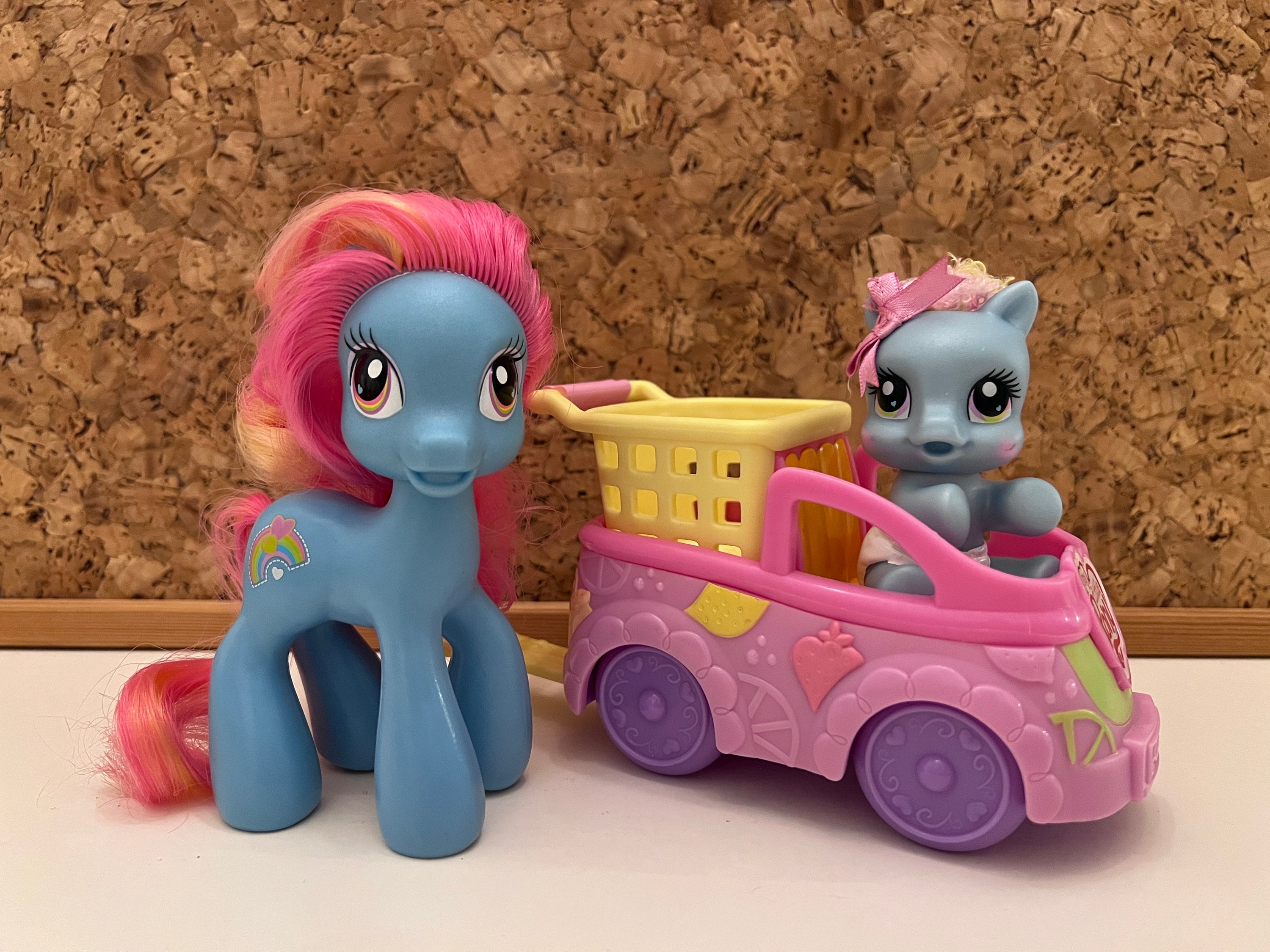 Figura que Canta Hasbro, My Little Pony, Rainbow Dash, Azul