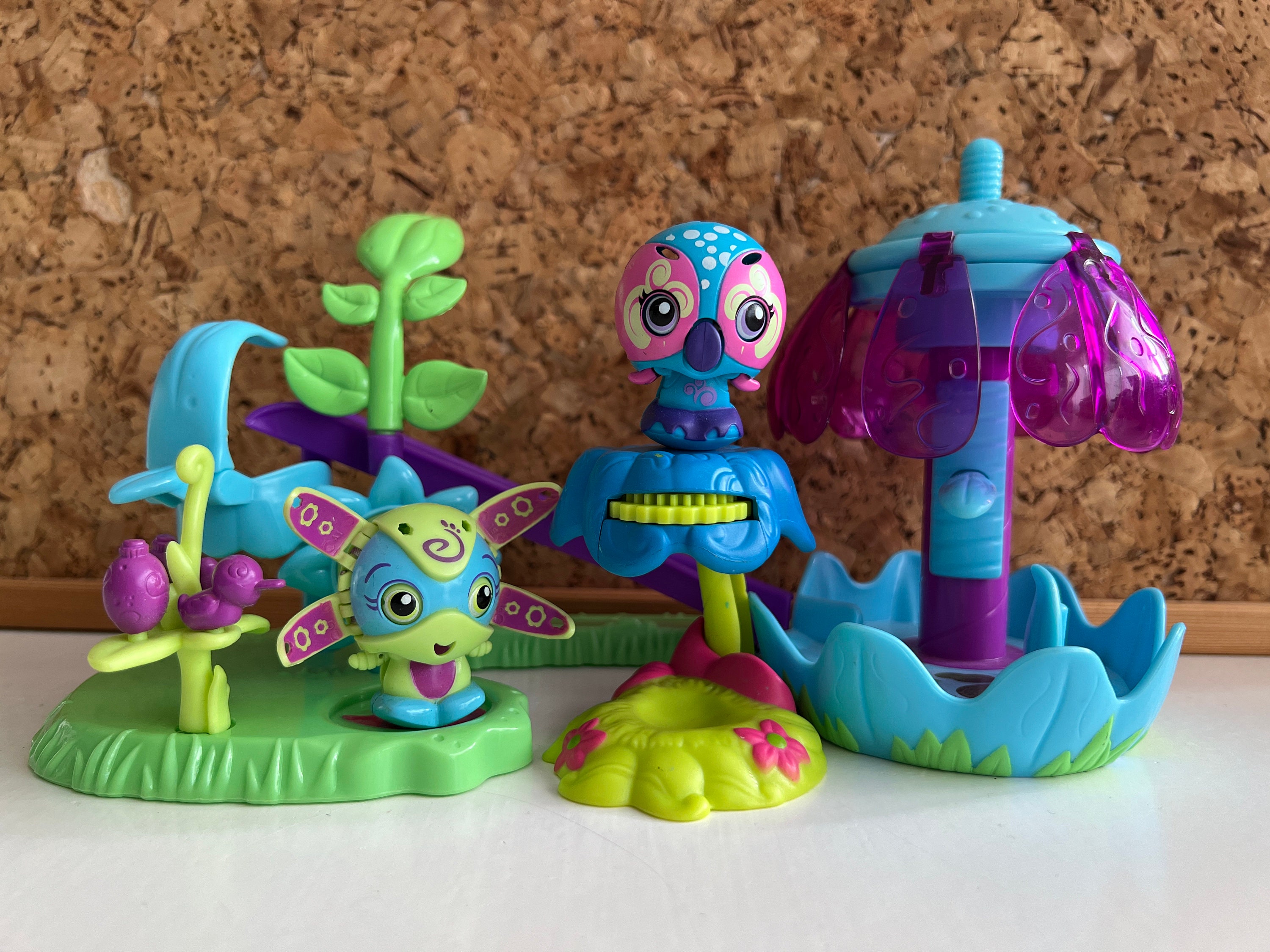 Zoobles Lot of With Habitat and Playground| Spring to Life