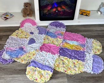 Baby Quilt, flannel, flannel quilt, baby girl blanket, baby girl, blanket, baby bear, baby bear blanket, baby shower, baby registry, crib